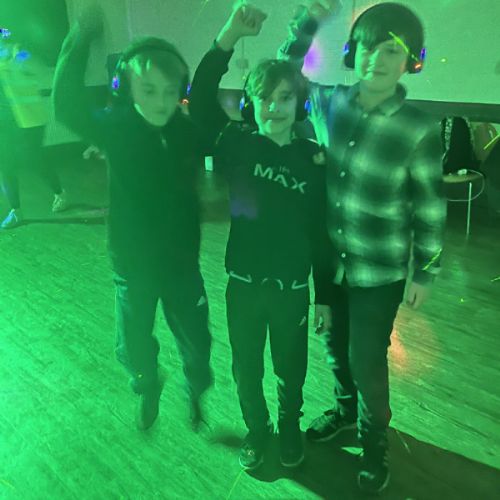 Toby, Taylor, Rowan disco.JPG